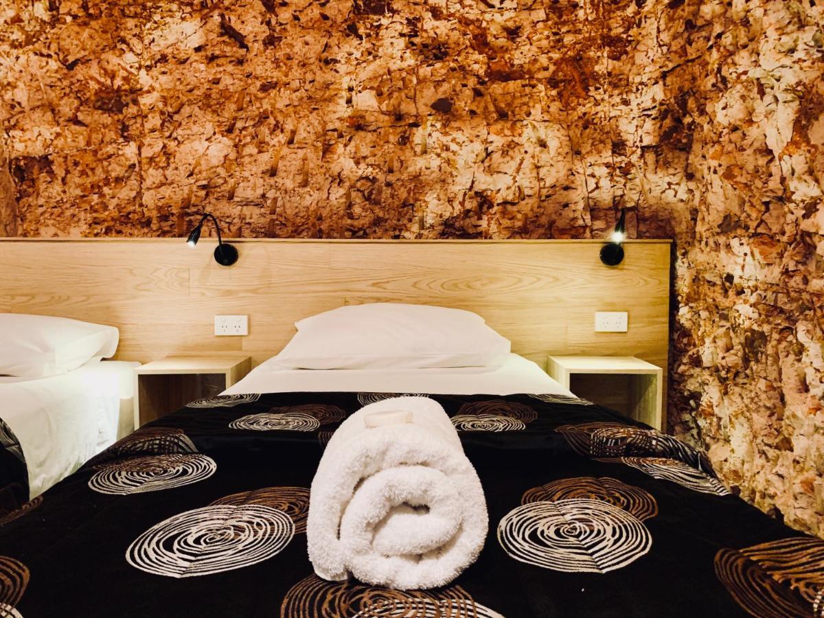 The Lookout Cave Underground Motel Coober Pedy Exterior foto